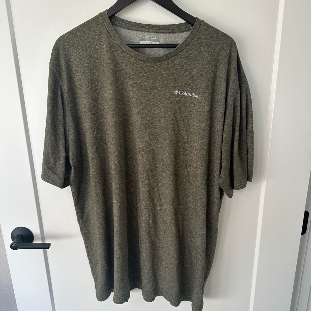 Columbia T Shirt